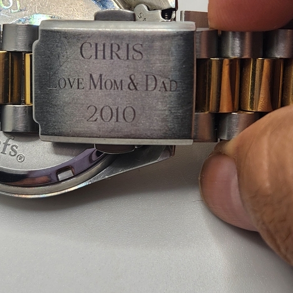 NHL Gold and Silver Toronto Maple Leafs Mens Watch - Picture 6 of 7